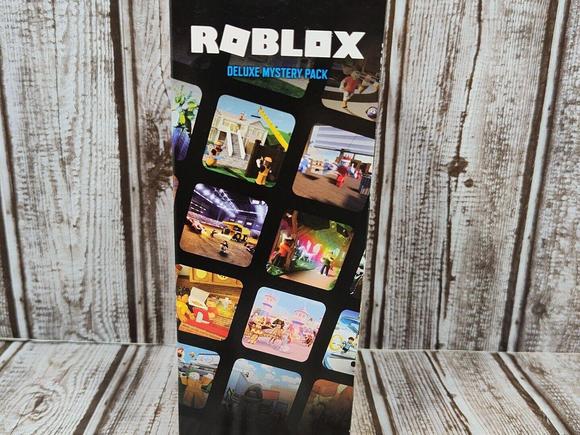 Roblox Deluxe Mystery Pack Series 3 Hide And Seek Extreme: Jake With Code NIB - Picture 4 of 6